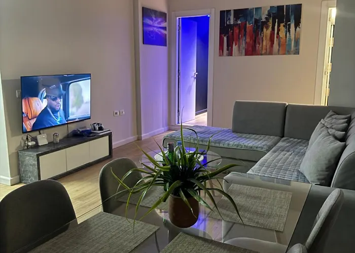 Markiistayy * تيرانا